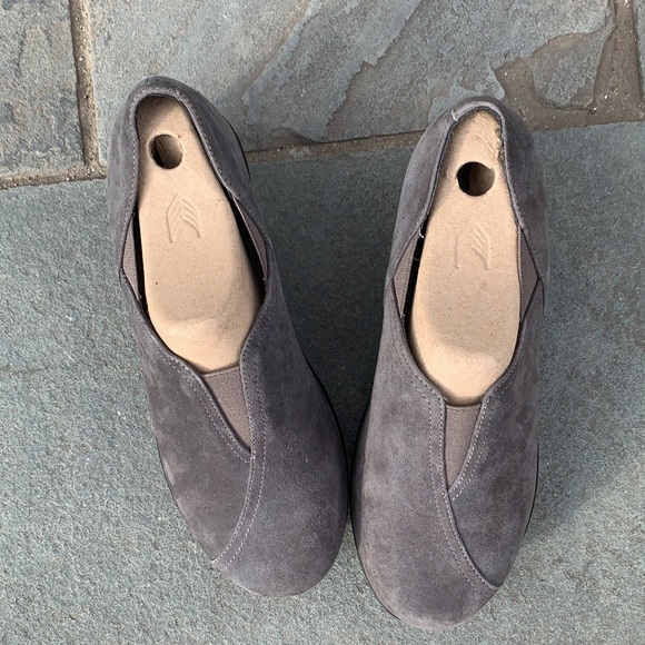Dansko Clogs - Picture 7 of 7